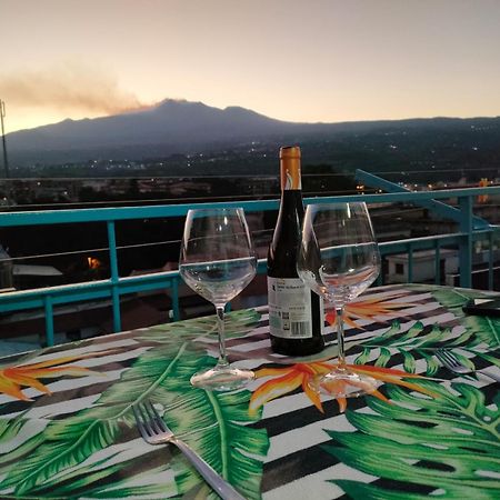 Casa Donna Rosaria Tra Etna E Taormina Apartman Riposto Kültér fotó