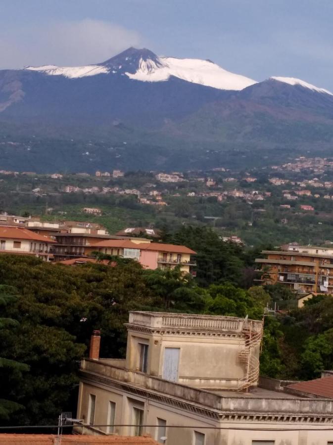 Casa Donna Rosaria Tra Etna E Taormina Apartman Riposto Kültér fotó