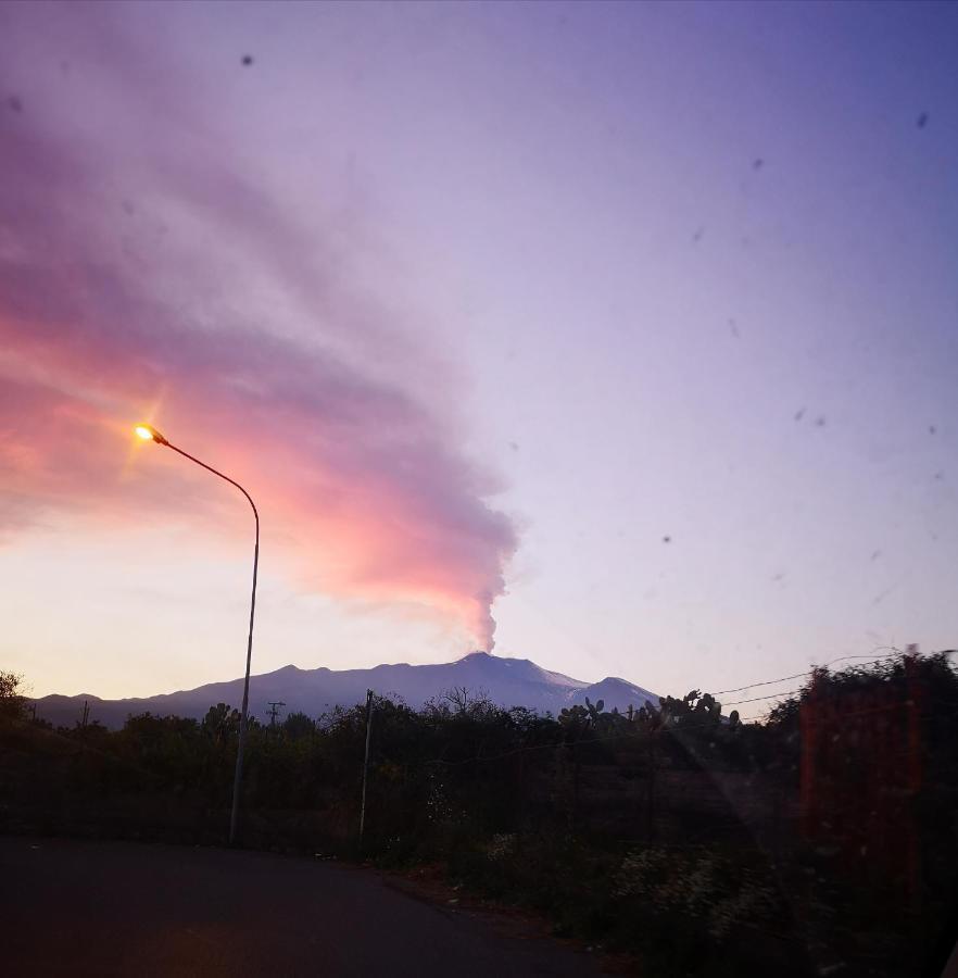 Casa Donna Rosaria Tra Etna E Taormina Apartman Riposto Kültér fotó